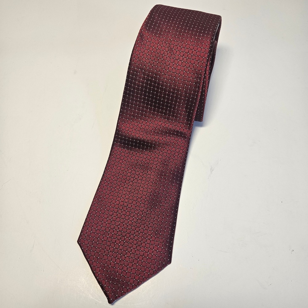 The Knot Club Mens‎ Burgundy Red Textured Silk Blend Micro Pattern Necktie